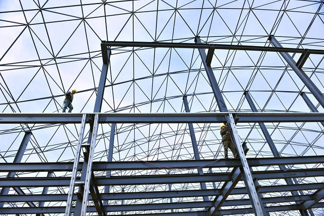 鋼結(jié)構(gòu)廠房的這些功能真好，企業(yè)老板會(huì)選擇它