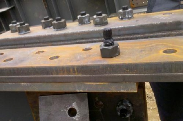 鋼結(jié)構(gòu)加工出現(xiàn)變形問題，山西鋼結(jié)構(gòu)廠家這么辦